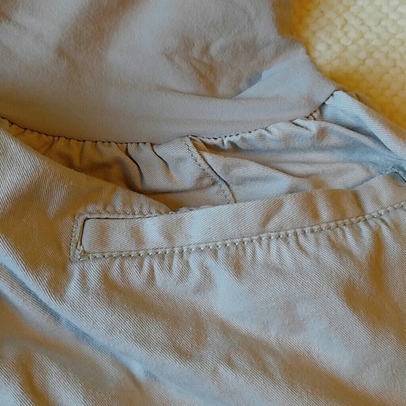 Kahki Maternity Shorts - Picture 3 of 5